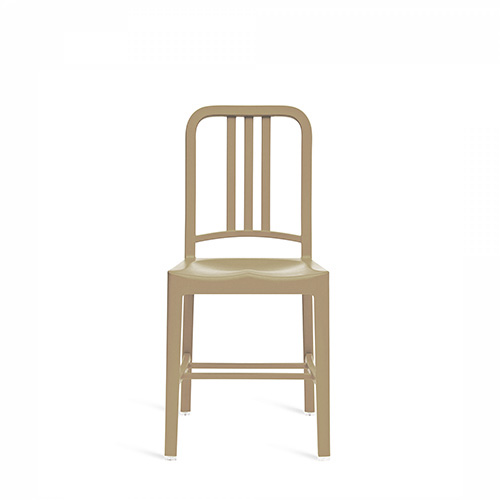 111 NAVY® CHAIR（111 ネイビーチェア） | Royal Furniture Collection