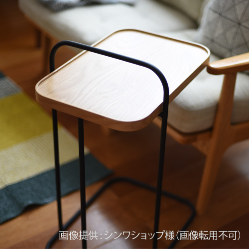 FLOAT SIDE TABLE